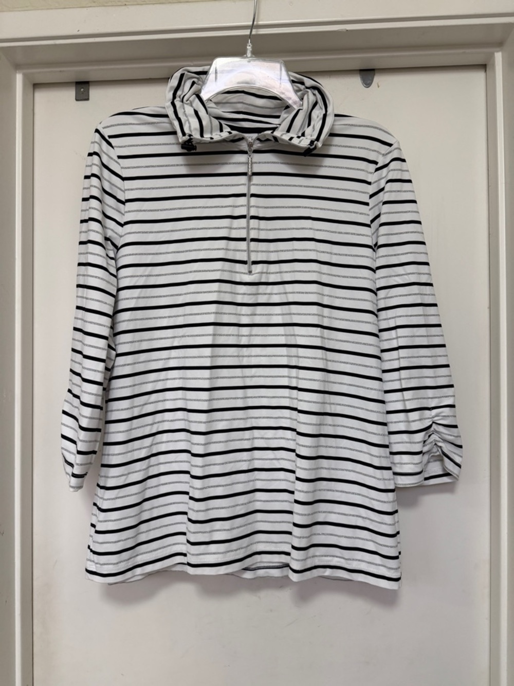 Zenergy Golf Chico’s long sleeve, striped, funnel neck top - size 2 (12/14 L)